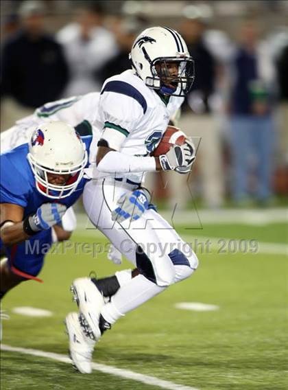 Thumbnail 3 in McNeil @ Leander photogallery.
