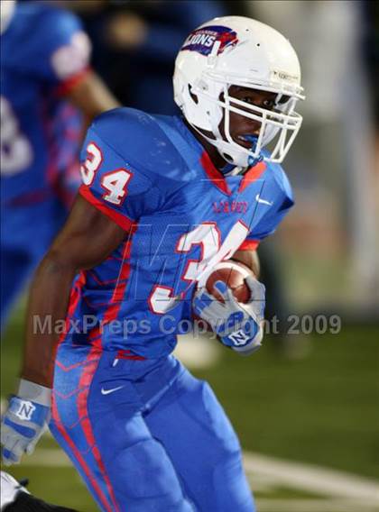 Thumbnail 2 in McNeil @ Leander photogallery.