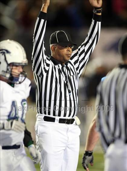 Thumbnail 2 in McNeil @ Leander photogallery.