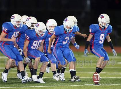 Thumbnail 2 in McNeil @ Leander photogallery.