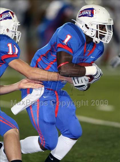 Thumbnail 3 in McNeil @ Leander photogallery.