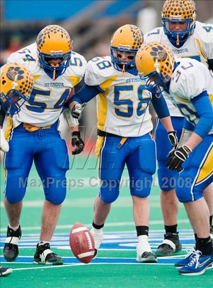 Thumbnail 2 in Seymour vs. New London (CIAC Class SS Final) photogallery.