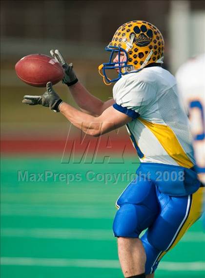 Thumbnail 3 in Seymour vs. New London (CIAC Class SS Final) photogallery.