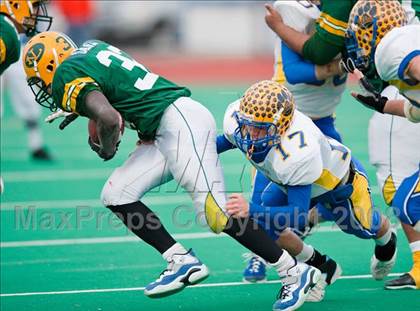 Thumbnail 3 in Seymour vs. New London (CIAC Class SS Final) photogallery.