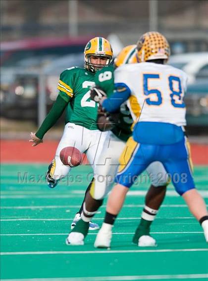 Thumbnail 2 in Seymour vs. New London (CIAC Class SS Final) photogallery.