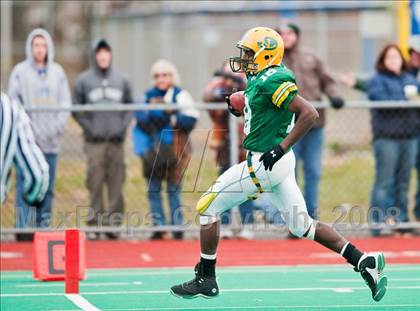 Thumbnail 2 in Seymour vs. New London (CIAC Class SS Final) photogallery.