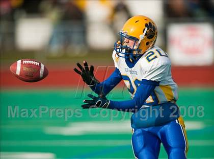 Thumbnail 3 in Seymour vs. New London (CIAC Class SS Final) photogallery.