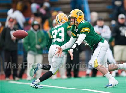 Thumbnail 2 in Seymour vs. New London (CIAC Class SS Final) photogallery.
