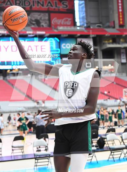 Thumbnail 3 in Fairmont Prep vs. St. Mary's - Section 7 Basketball Tournament photogallery.