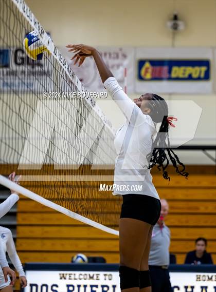 Thumbnail 3 in Rio Mesa @ Dos Pueblos photogallery.