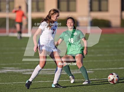 Thumbnail 1 in St. Ignatius vs. Sacred Heart Cathedral Preparatory photogallery.