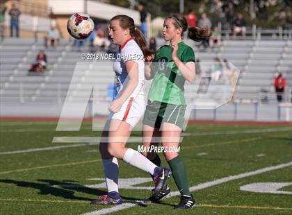 Thumbnail 2 in St. Ignatius vs. Sacred Heart Cathedral Preparatory photogallery.