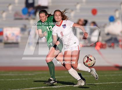 Thumbnail 1 in St. Ignatius vs. Sacred Heart Cathedral Preparatory photogallery.