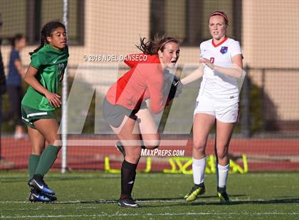 Thumbnail 1 in St. Ignatius vs. Sacred Heart Cathedral Preparatory photogallery.