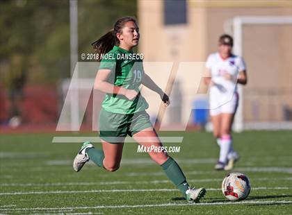 Thumbnail 1 in St. Ignatius vs. Sacred Heart Cathedral Preparatory photogallery.
