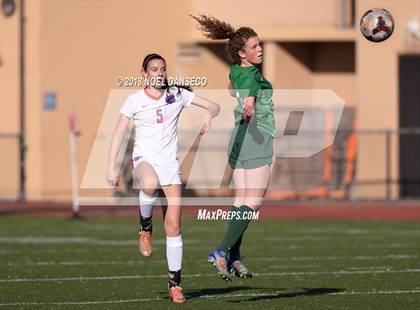 Thumbnail 3 in St. Ignatius vs. Sacred Heart Cathedral Preparatory photogallery.