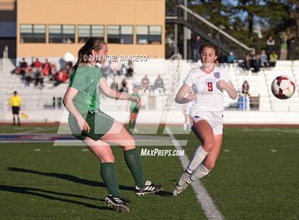 Thumbnail 3 in St. Ignatius vs. Sacred Heart Cathedral Preparatory photogallery.