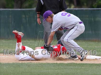 Thumbnail 1 in Portola vs. East Nicolaus (CIF NS D4 Final) photogallery.