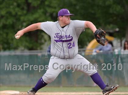 Thumbnail 1 in Portola vs. East Nicolaus (CIF NS D4 Final) photogallery.