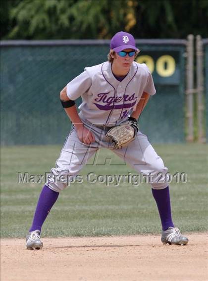 Thumbnail 1 in Portola vs. East Nicolaus (CIF NS D4 Final) photogallery.