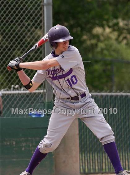 Thumbnail 3 in Portola vs. East Nicolaus (CIF NS D4 Final) photogallery.