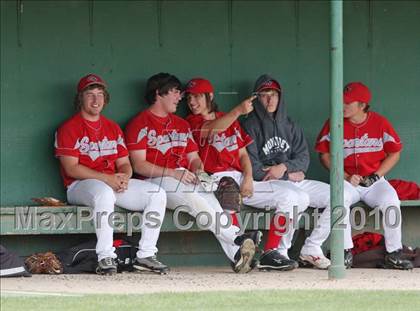 Thumbnail 1 in Portola vs. East Nicolaus (CIF NS D4 Final) photogallery.