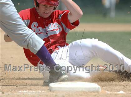 Thumbnail 2 in Portola vs. East Nicolaus (CIF NS D4 Final) photogallery.
