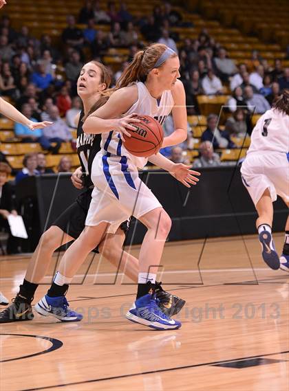 Thumbnail 3 in Arapahoe vs. Highlands Ranch  (CHSAA 5A Final Four) photogallery.