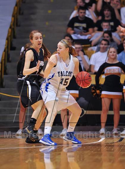 Thumbnail 2 in Arapahoe vs. Highlands Ranch  (CHSAA 5A Final Four) photogallery.