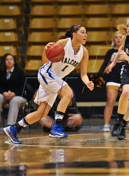 Thumbnail 3 in Arapahoe vs. Highlands Ranch  (CHSAA 5A Final Four) photogallery.
