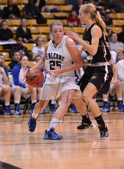 Thumbnail 3 in Arapahoe vs. Highlands Ranch  (CHSAA 5A Final Four) photogallery.