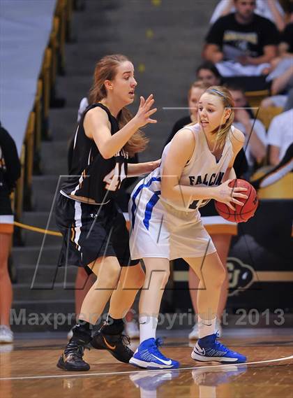 Thumbnail 1 in Arapahoe vs. Highlands Ranch  (CHSAA 5A Final Four) photogallery.
