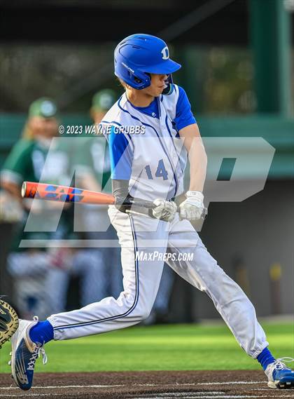 Thumbnail 1 in Longview v Decatur (Longview Lobo Invitational) photogallery.