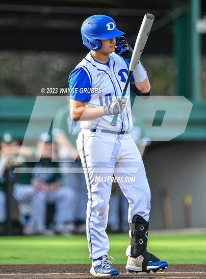 Thumbnail 2 in Longview v Decatur (Longview Lobo Invitational) photogallery.