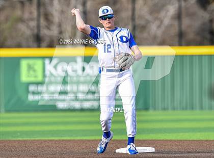 Thumbnail 3 in Longview v Decatur (Longview Lobo Invitational) photogallery.