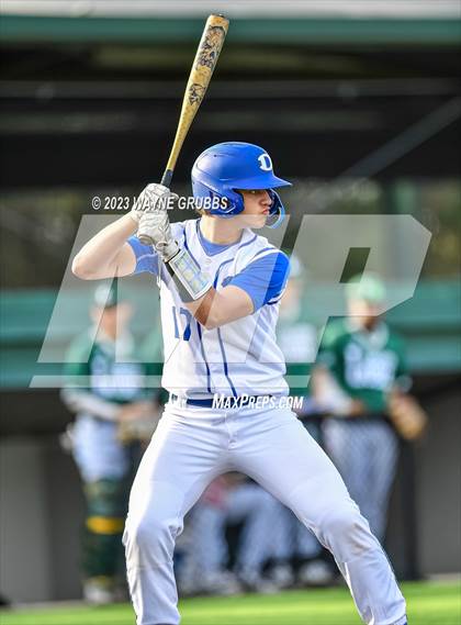 Thumbnail 2 in Longview v Decatur (Longview Lobo Invitational) photogallery.