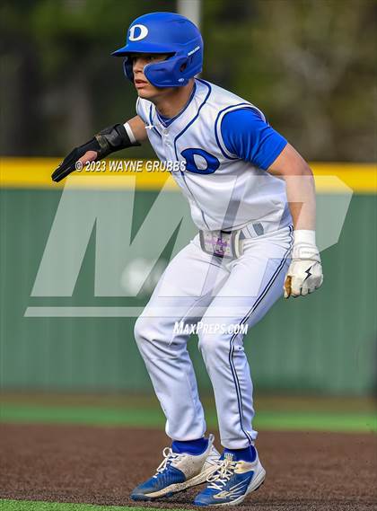 Thumbnail 1 in Longview v Decatur (Longview Lobo Invitational) photogallery.