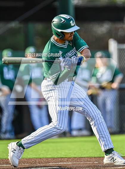 Thumbnail 2 in Longview v Decatur (Longview Lobo Invitational) photogallery.
