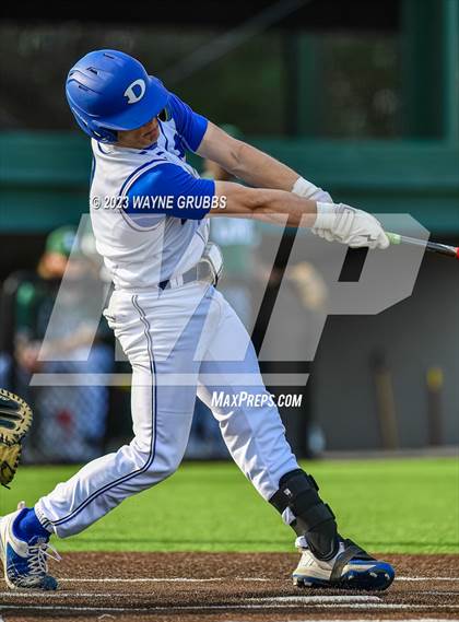Thumbnail 1 in Longview v Decatur (Longview Lobo Invitational) photogallery.