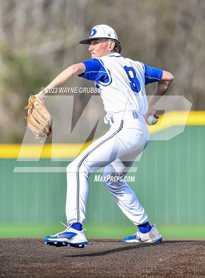 Thumbnail 1 in Longview v Decatur (Longview Lobo Invitational) photogallery.