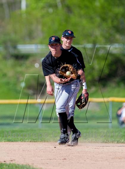 Thumbnail 3 in Union-Endicott @ Corning photogallery.