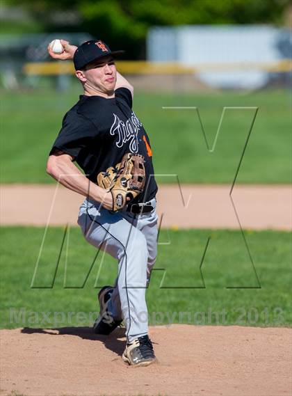 Thumbnail 2 in Union-Endicott @ Corning photogallery.