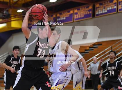 Thumbnail 2 in Lincoln @ Tokay photogallery.