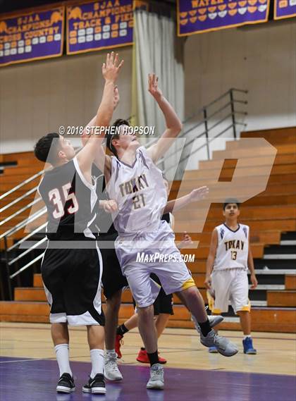Thumbnail 2 in Lincoln @ Tokay photogallery.