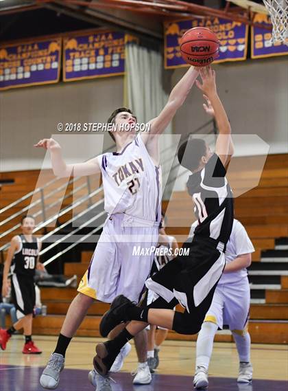 Thumbnail 2 in Lincoln @ Tokay photogallery.