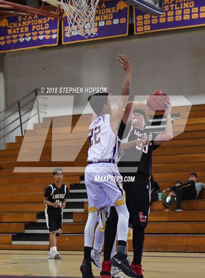 Thumbnail 2 in Lincoln @ Tokay photogallery.