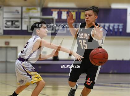 Thumbnail 1 in Lincoln @ Tokay photogallery.