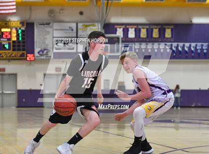 Thumbnail 3 in Lincoln @ Tokay photogallery.