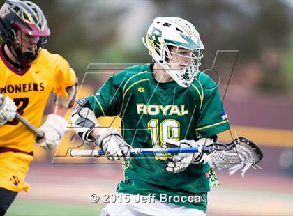 Thumbnail 3 in Royal @ Simi Valley photogallery.
