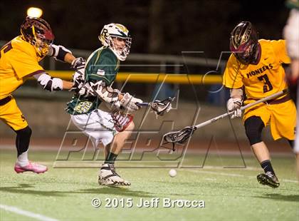 Thumbnail 2 in Royal @ Simi Valley photogallery.